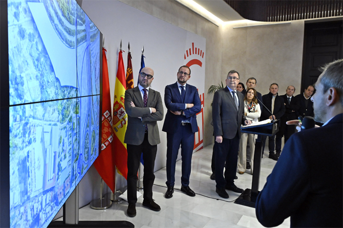 Un momento de la presentaci&oacute;n de las obras