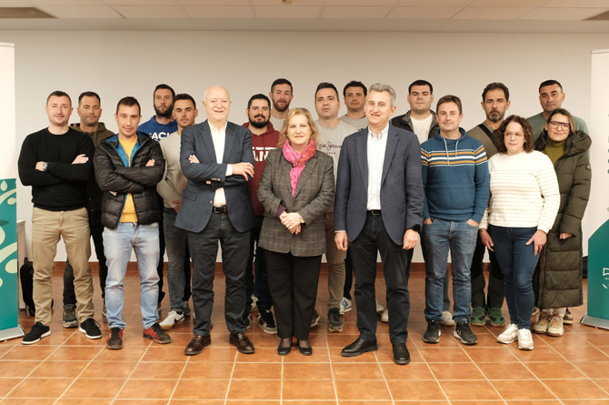 Participantes en el programa Releva, de Anecoop