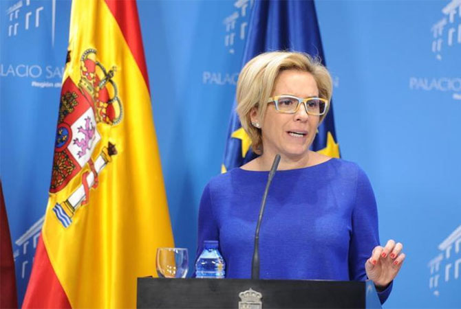 Adela Martínez-Cachá fue consejera de Agricultura y Medio Ambiente de 2015 a 2017; y posteriormente de Educación jasta 2019