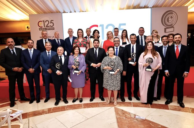 Foto de 'familia' de la última edición