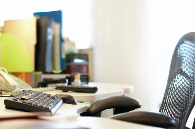 Las bajas laborales crecen un 66% en ocho a&ntilde;os y elevan la duraci&oacute;n media hasta los 61 d&iacute;as en la Regi&oacute;n