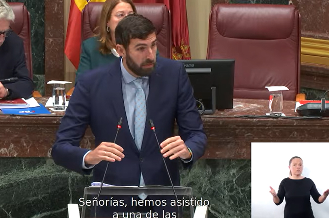 Jos&eacute; &Aacute;ngel Antelo, hoy, en la Asamblea Regional
