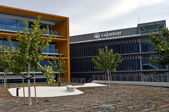 Cajamar gana 349 millones de euros, un 6,8% más
