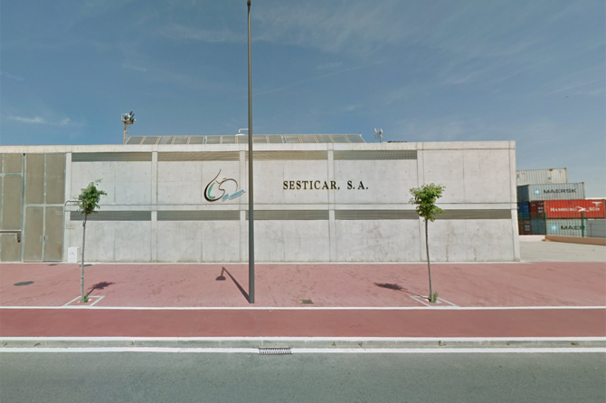 Edificio de la antigua Sesticarsa en el puerto de Cartagena
