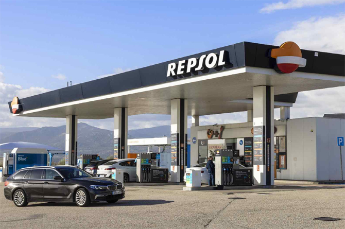 Competencia multa con 20,5 M€ a Repsol por reducir márgenes en el gasóleo A para ‘hundir’ a las gasolineras low cost