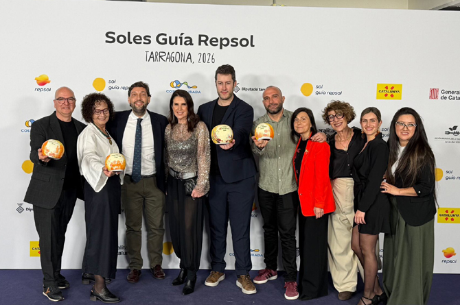 Treinta y dos 'soles Repsol' iluminan la gastronomía regional