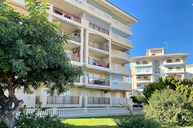 Los alojamientos extrahoteleros recibieron en enero un 50% más de viajeros, si bien cayeron las pernoctaciones