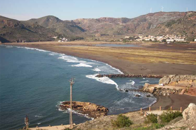 Moción sin unanimidad para reclamar la regeneración de Portmán, y no el ‘sellado’ de la bahía