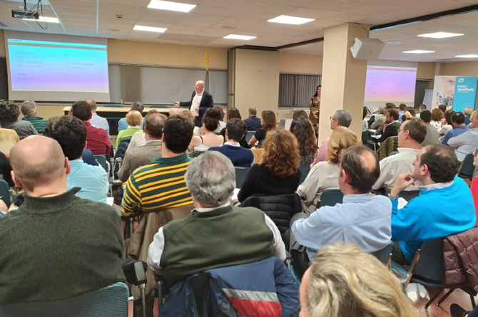 Hefame interviene en la formación continua de más de 4.500 farmacéuticos en un año de récord