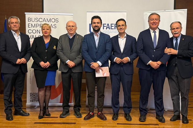 Los empresarios de La Unión se adhieren al programa ‘Empresas con valores’ de Cáritas