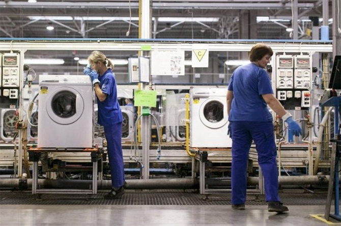 Solo la fabricaci&oacute;n de bienes de consumo duradero incrementaron sus ventas en enero