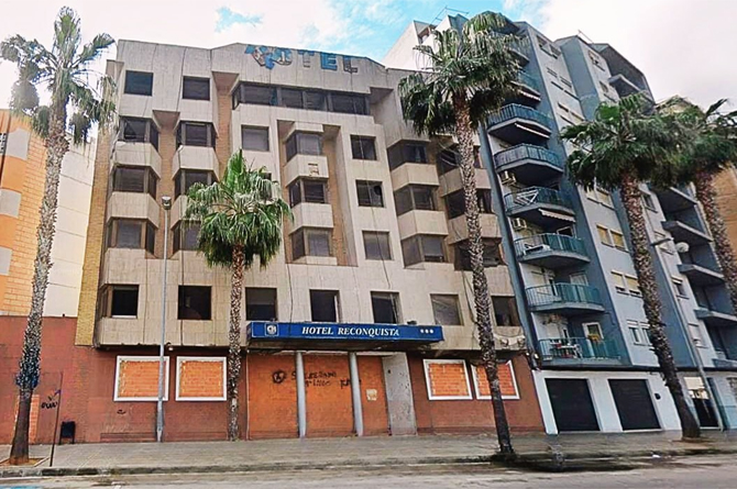 La cartagenera Hausera levanta 7 M€ para convertir un hotel abandonado en 52 viviendas en Alzira