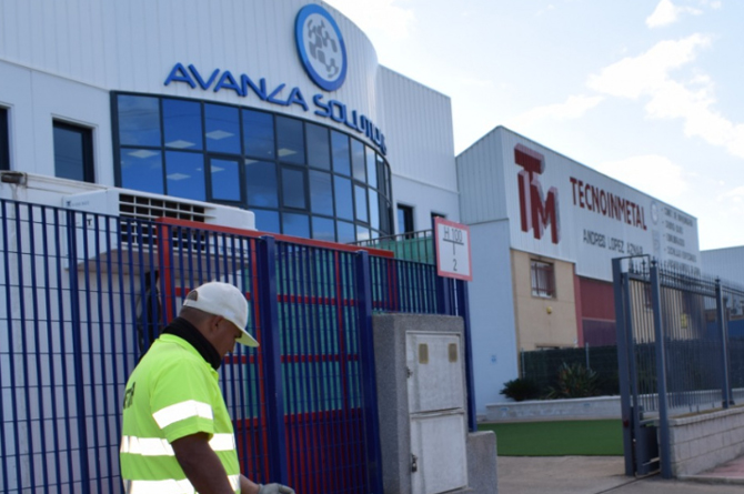 Sede central de Avanza Fibra en el pol&iacute;gono Oeste