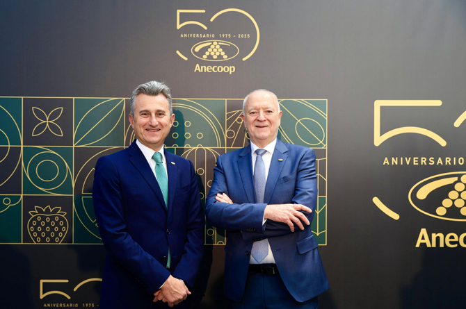 Alejandro Monz&oacute;n y Joan Mir