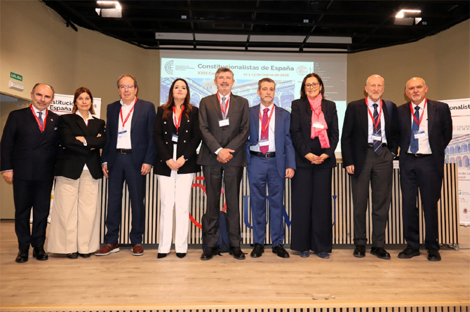 Algunos de los constitucionalistas participantes en el congreso