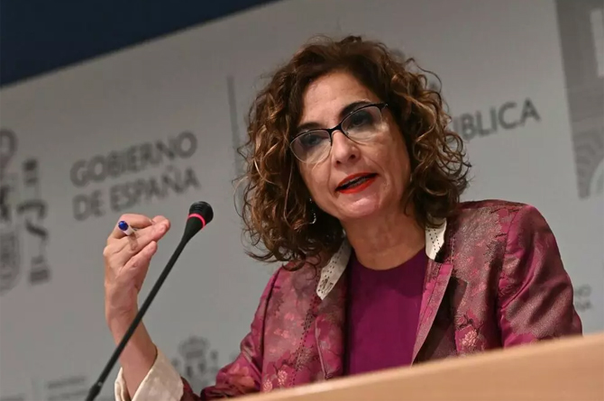 María Jesús Montero es la ministra de Hacienda
