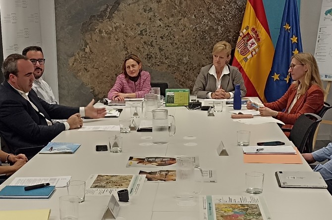 Reunión de seguimiento mantenida en la Oficina Técnica del Mar Menor