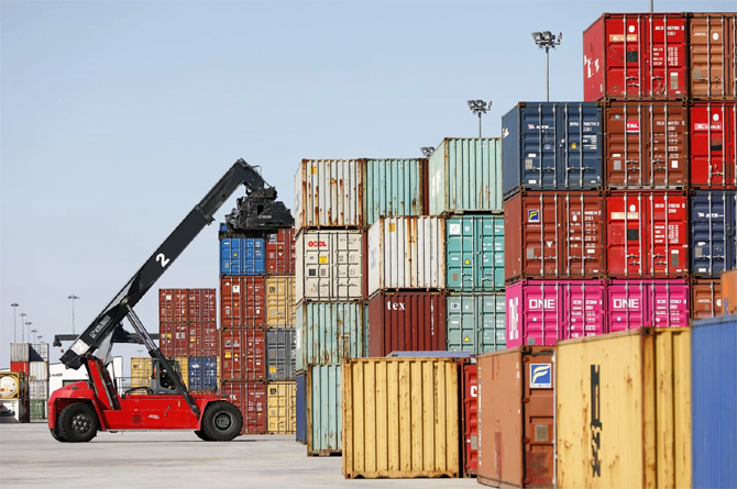 Las exportaciones se están conteniendo