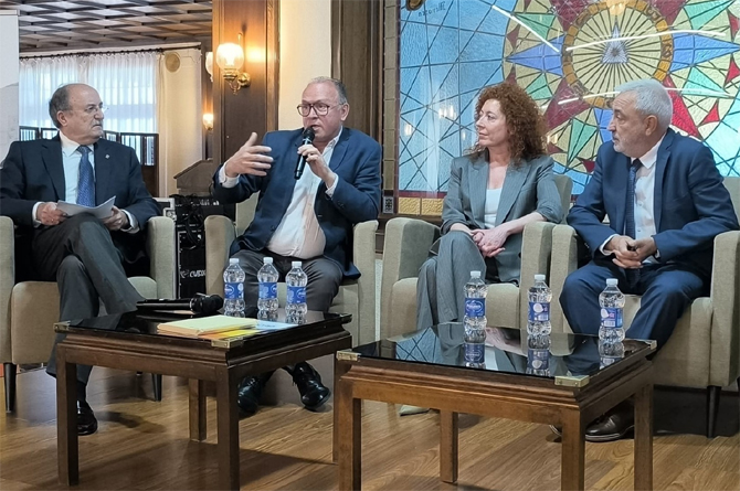 Las empresas de formaci&oacute;n reafirman su compromiso con unas ense&ntilde;anzas m&aacute;s flexibles y la creaci&oacute;n de empleo