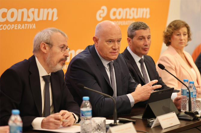 Momento de la presentación de resultados esta mañana en su sede principal en Valencia