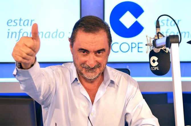 Carlos Herrera es el presentador del horario matinal de la cadena Cope y una de las 'estrellas' de la emisora propiedad en su mayoría de capital de la Conferencia Episcopal