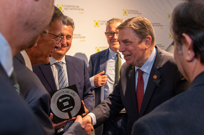 Anecoop recibe el premio Cooperativa del Año