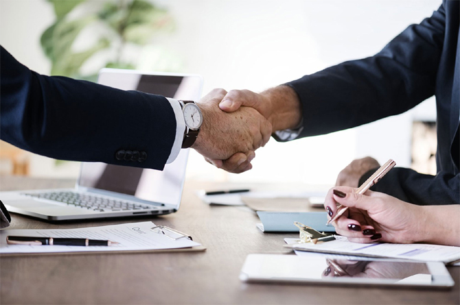 Marzo rompe registros de creación de empresas