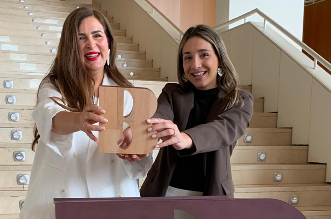 Miriam Alegr&iacute;a y Anabel Hern&aacute;ndez