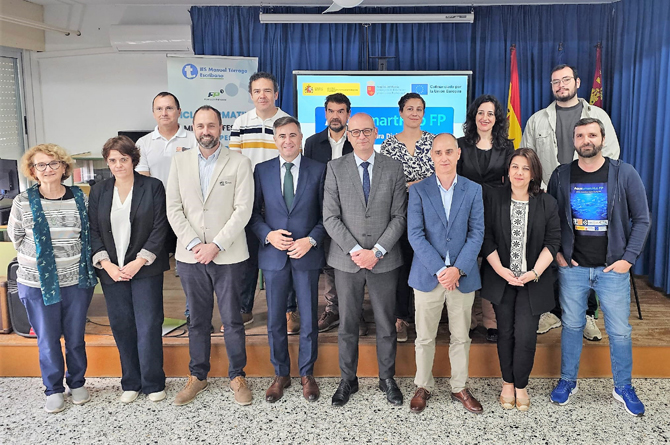 V&iacute;ctor Mar&iacute;n en el IES Manuel T&aacute;rraga Escribano, de San Pedro del Pinatar