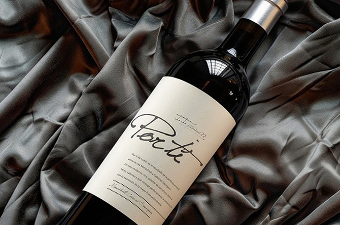 Bodegas Luzón presenta la nueva añada Por Tí 2022, un vino mediterráneo de equilibrio, frescura y autenticidad