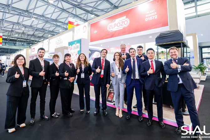 Delegaci&oacute;n de El Pozo en Shangh&aacute;i
