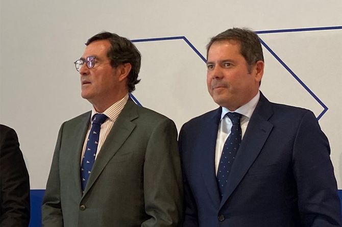 Antonio Garamendi, a la izquierda, con el presidente de Cepyme, Gerardo Cuerva