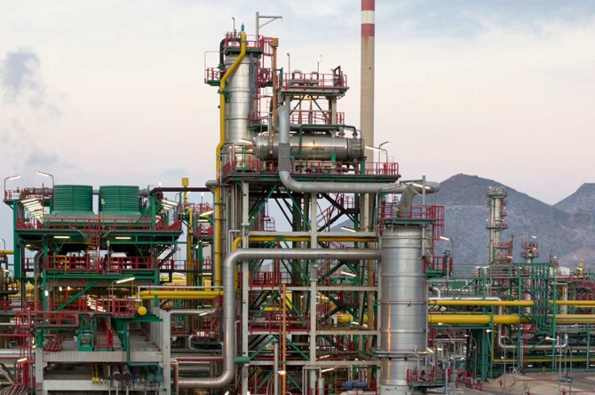 Refiner&iacute;a de Repsol en Cartagena