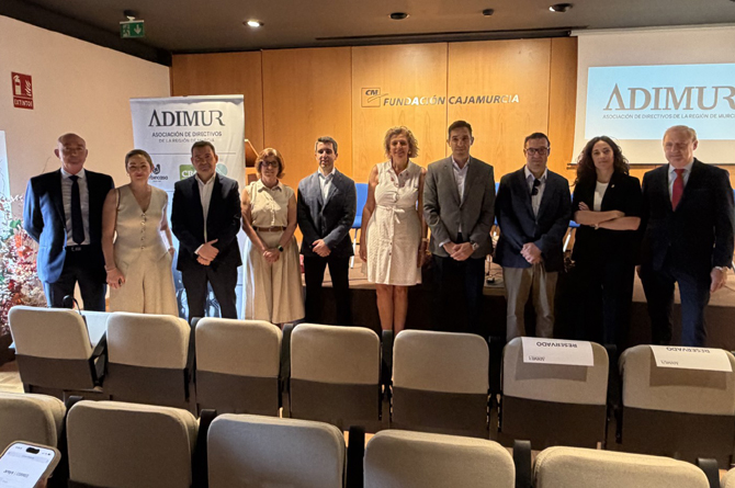 Ponentes participantes en la jornada organizada por Adimur, Av&aacute;lam y el Info