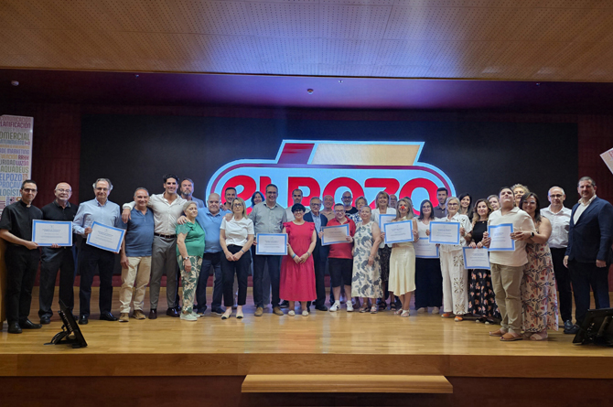 Miembros de la Fundaci&oacute;n de Trabajadores y representante de los destinatarios