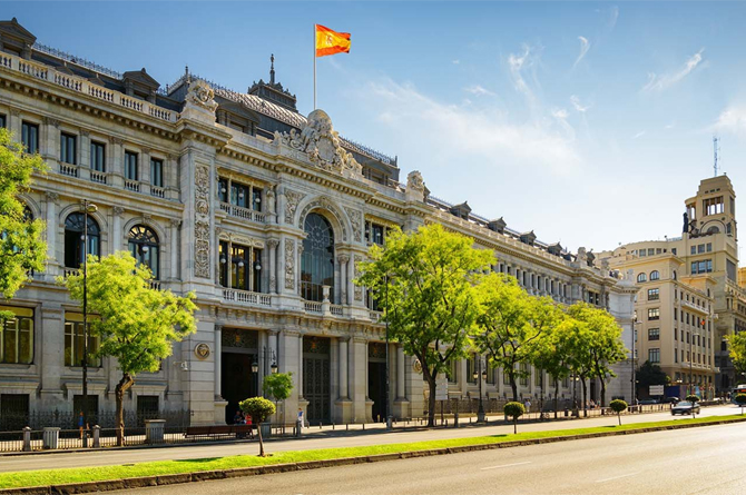 Jarro de agua fría sobre la inflación: el Banco de España pronostica un 3,6% al acabar el año
