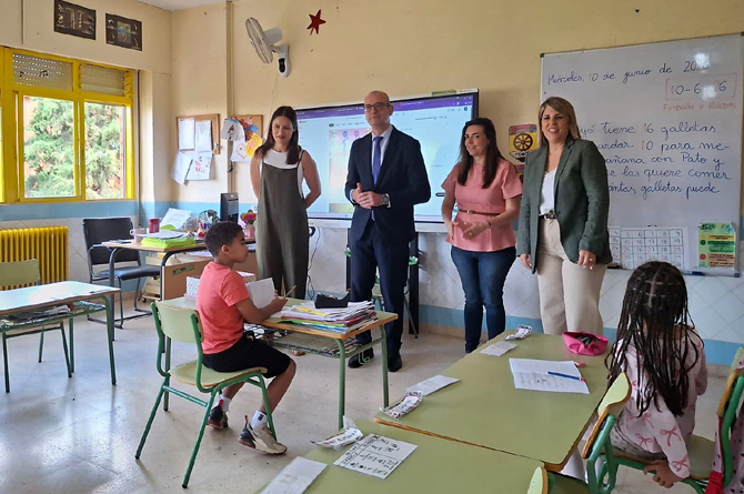 Víctor Marín, visita el colegio Vicente Medina (Cartagena) Víctor Marín, visita el colegio Vicente Medina (Cartagena)