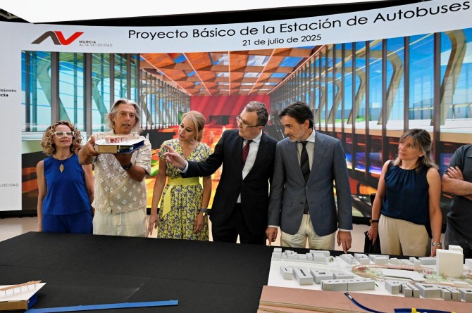 Presentación de la nueva estación de autobuses de Murcia