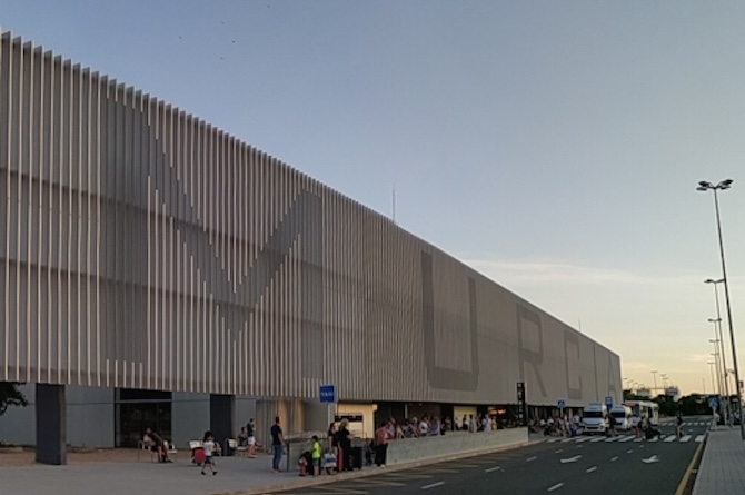 Aeropuerto de Corvera