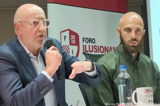 Alfonso López Rueda (presidente del Grupo Reina) y uno de los hijos y vicepresidente del grupo, Alfonso López Giménez