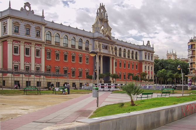 Autorizados cinco nuevos másteres a las universidades de la Región