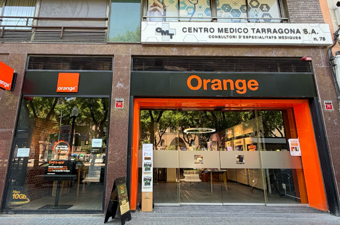 Una de las tiendas de Tarragona incorporada a la red de Caliche-One Telecom