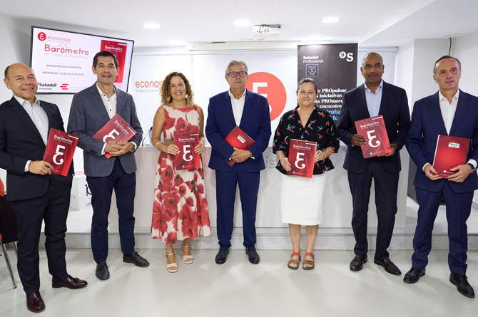 Un momento de la presentaci&oacute;n del bar&oacute;metro