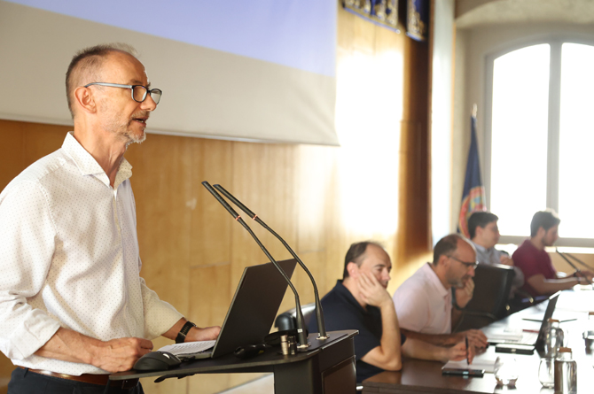 Mathieu Kessler se dirige al Claustro de la UPCT