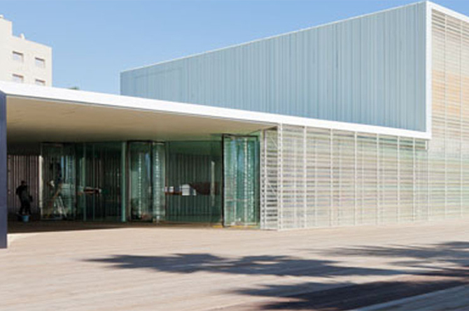Entrada del Auditorio El Batel, en Cartagena