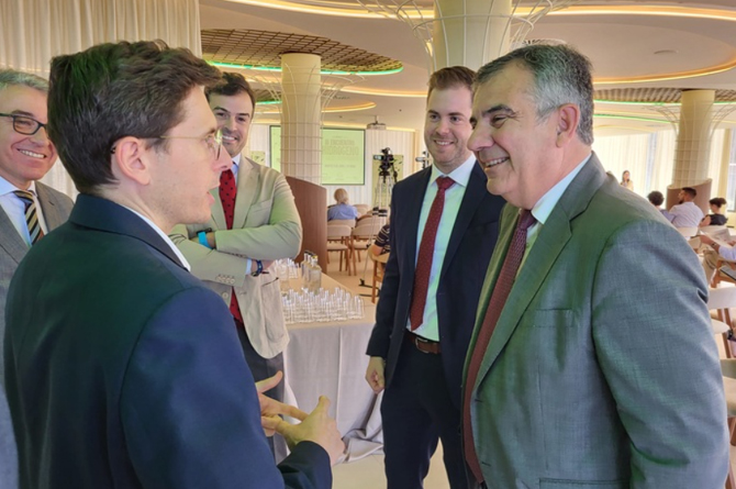 Imagen de archivo del consejero Juan María Vázquez en el III encuentro Hidrógeno y Gases Renovables