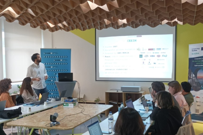 Una de las sesiones de trabajo del proyecto europeo Scaira, en el que participan el CEEIM y el Info (CARM)