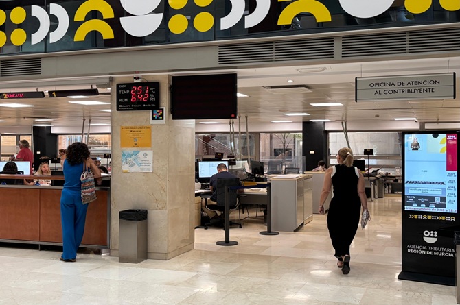 Imagen de unas de las oficinas de la Agencia Tributaria de la Regi&oacute;n de Murcia.