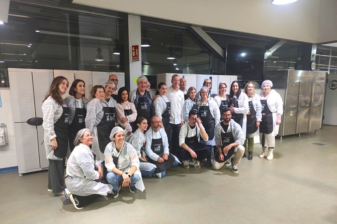 Participantes en uno de los talleres de 'Gastrojueves'.