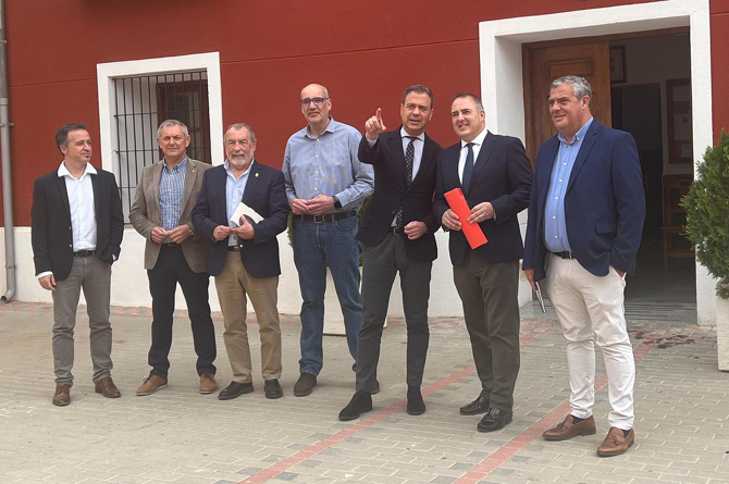 Marcos Ortu&ntilde;o tras una reuni&oacute;n celebrada con alcaldes de ayuntamientos de municipios con menos habitantes